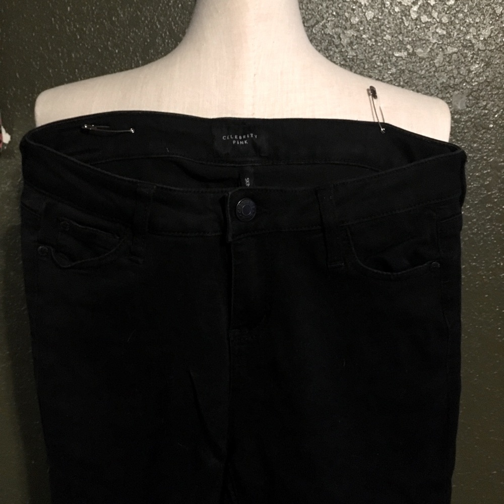 Black mid rise skinny jeans!